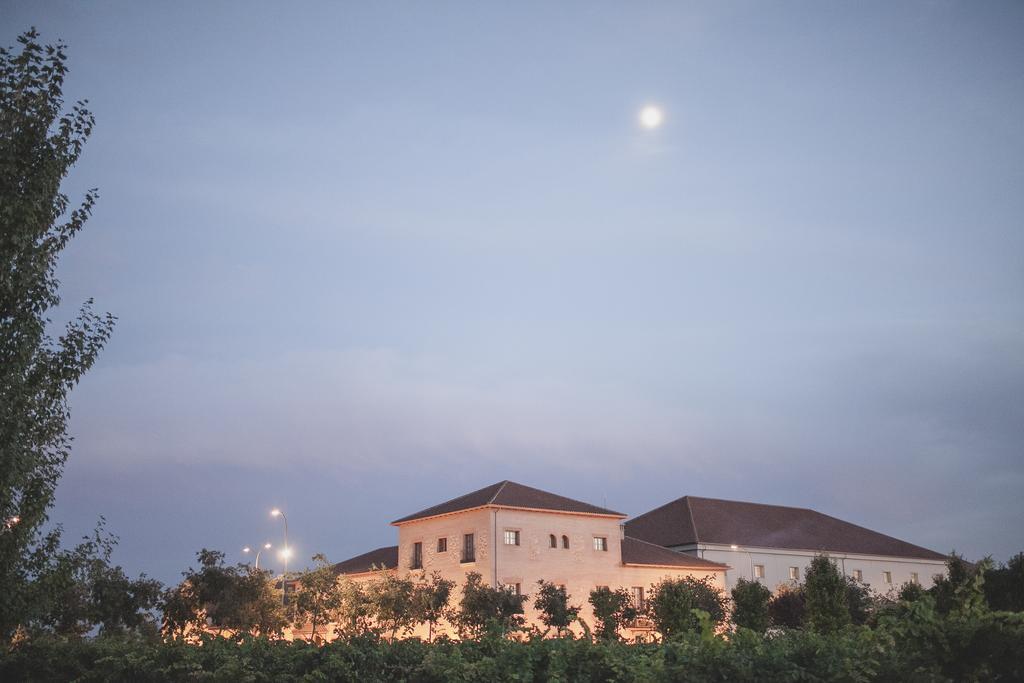 Gasthaus Bodegas Hacienda Albae Argamasilla de Alba Exterior foto