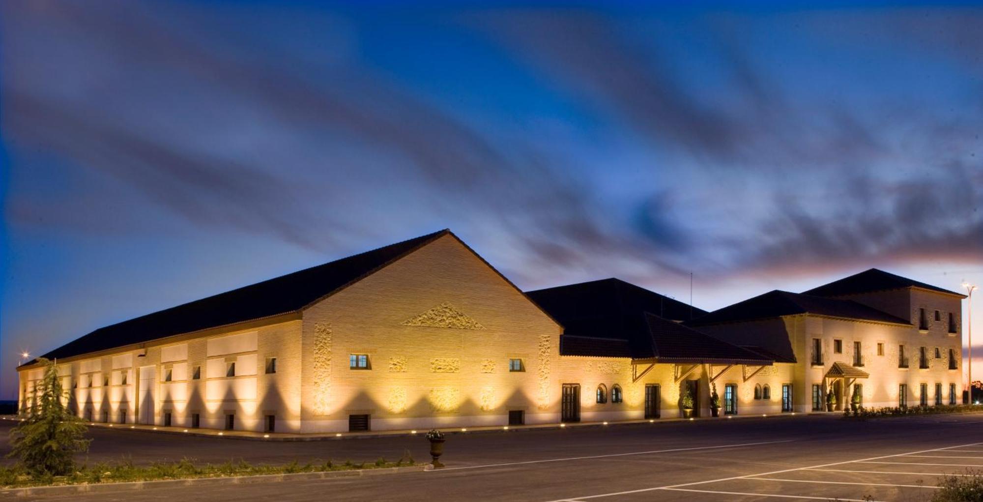 Gasthaus Bodegas Hacienda Albae Argamasilla de Alba Exterior foto